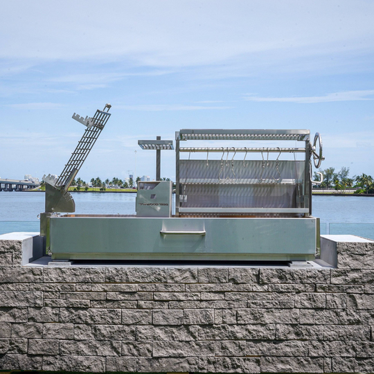 Argentine Santa Maria Wood Fire & Charcoal Gaucho Grill | BBQ08SS